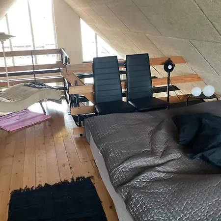 6 Person In Idestrup Tatil Evi Bøtø By